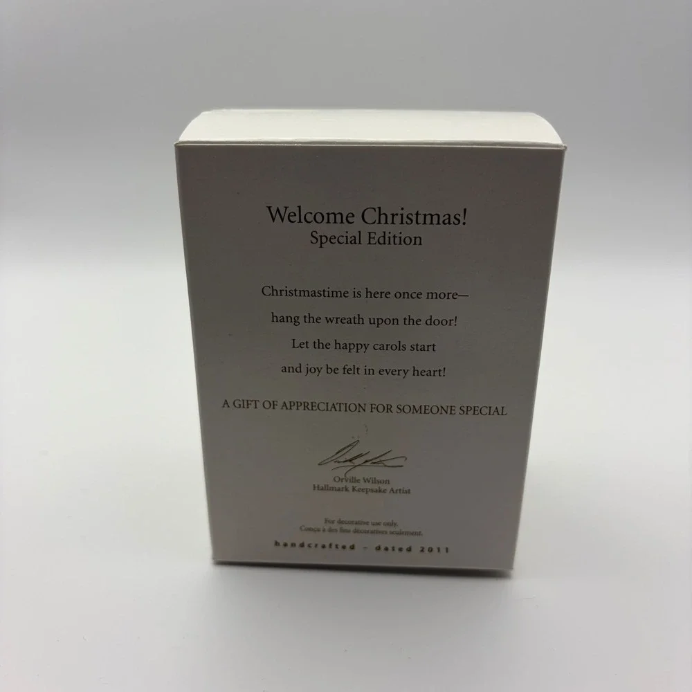 Hallmark Keepsake 2011 Welcome Christmas Special Edition VIP Gift Repaint Pink